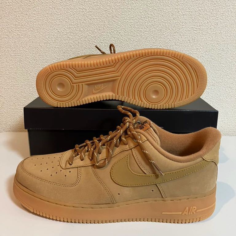 新品未使用　NIKE AIR FORCE 1 ’07 WB 30.0cm ウィート_画像2