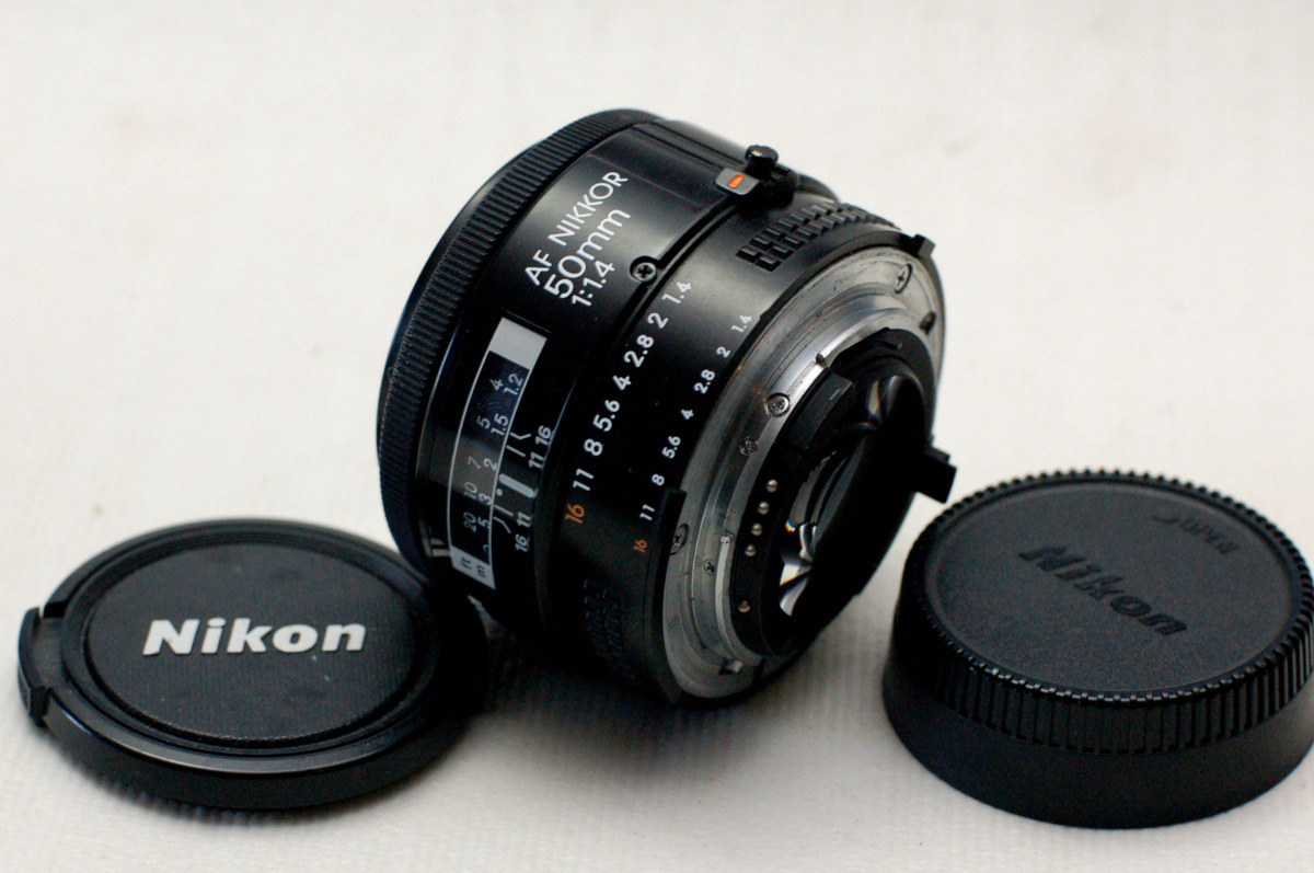 （綺麗）Nikon ニコン 純正 NIKKOR 50mm AF 高級単焦点レンズ 1:1.4 希少・良好品_画像2