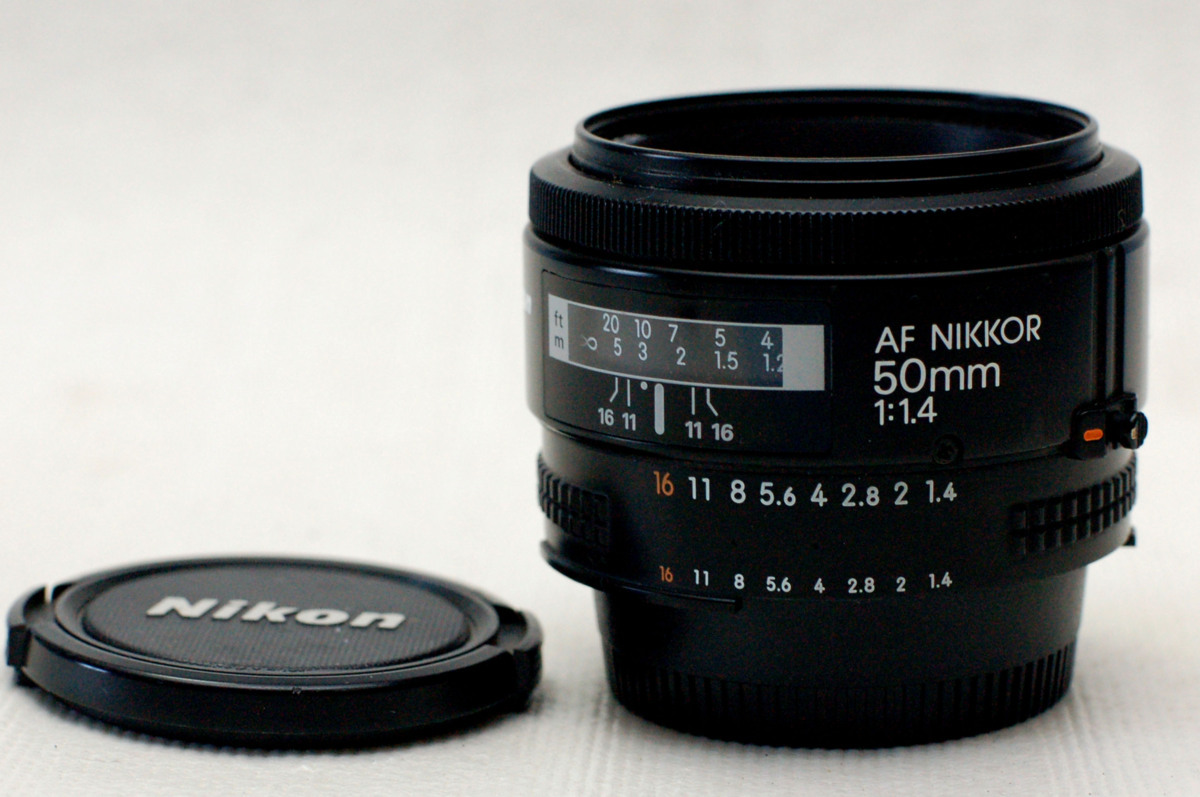 （綺麗）Nikon ニコン 純正 NIKKOR 50mm AF 高級単焦点レンズ 1:1.4 希少・良好品_画像1