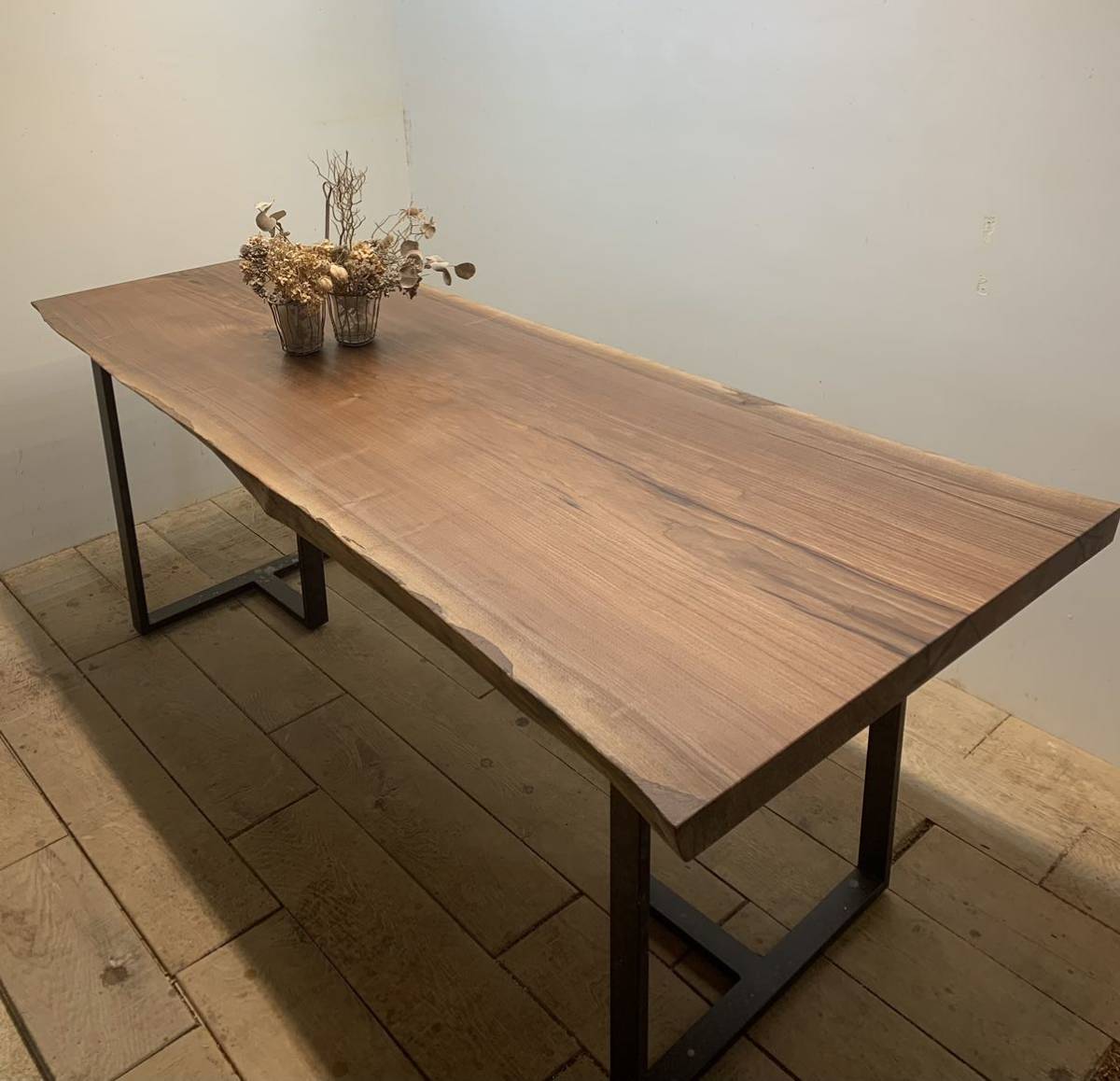 一枚板 ''ウォルナット'' 2000x850−680x50 ちゃぶ台 座卓 DIY 一枚板 ''ウォルナット'' 2000x850−680x50 ちゃぶ台 座卓 DIY