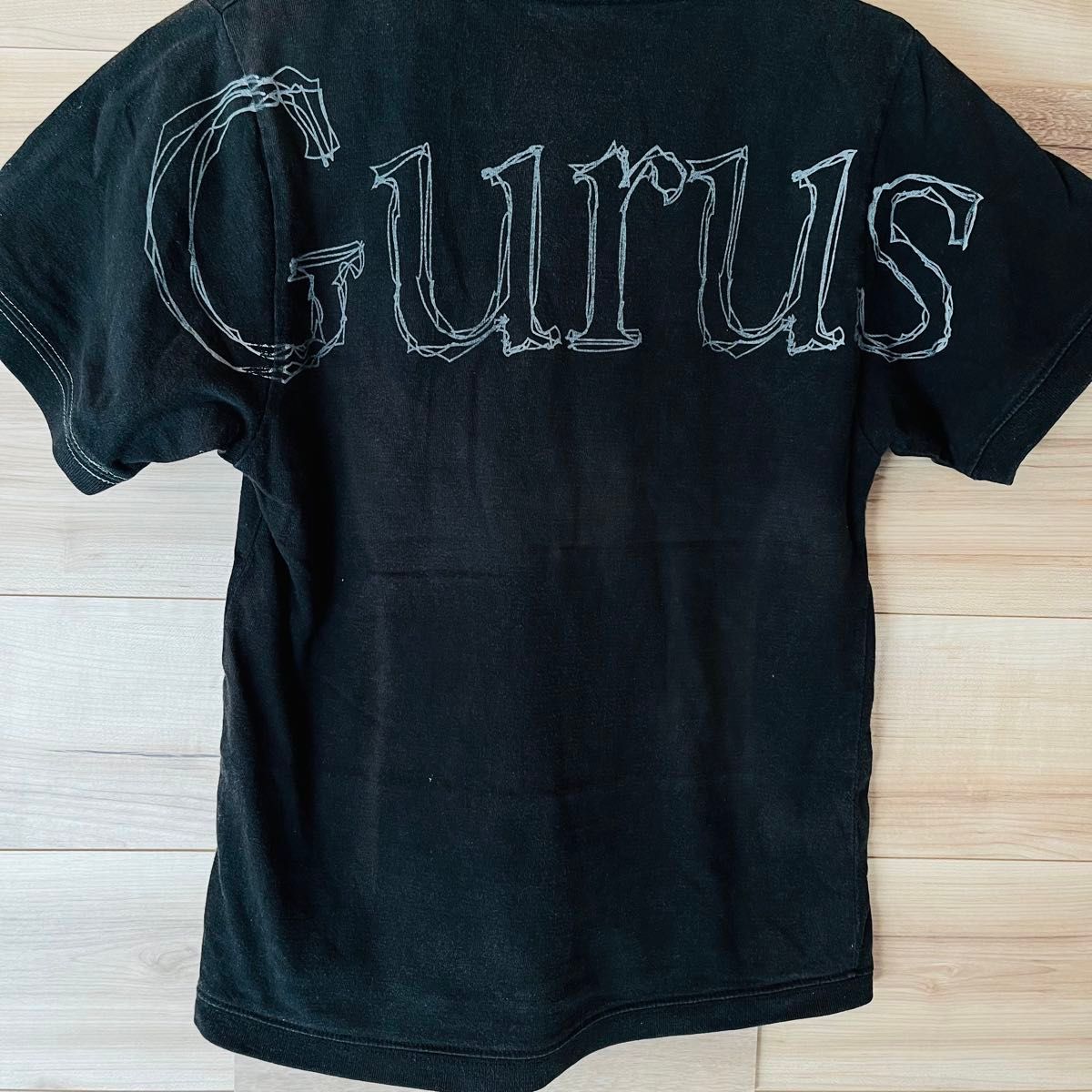 politix 黒　Tシャツ　ビンテージ　しっかり生地　ポリティクス　gurus