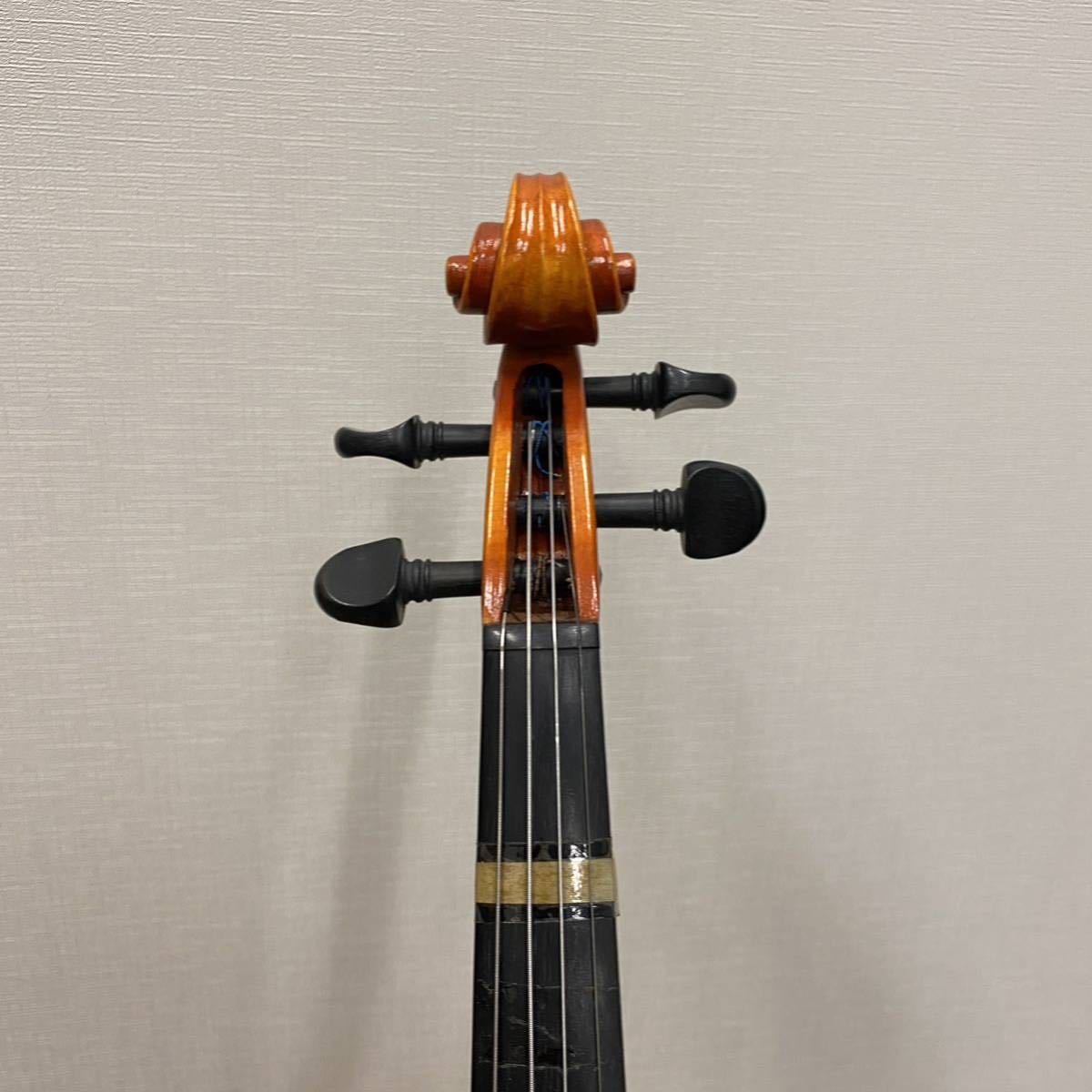 【C-12】 SUZUKIVIOLIN 鈴木バイオリン 弦楽器 No.300 弓 ヴァイオリン ケース付 _画像4