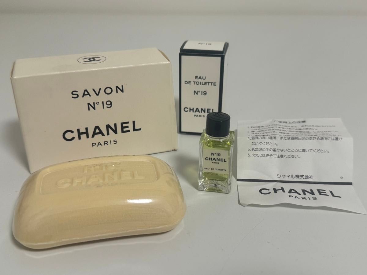 未使用品 シャネル No19 ギフトセット 石鹸 オードトワレット SAVON