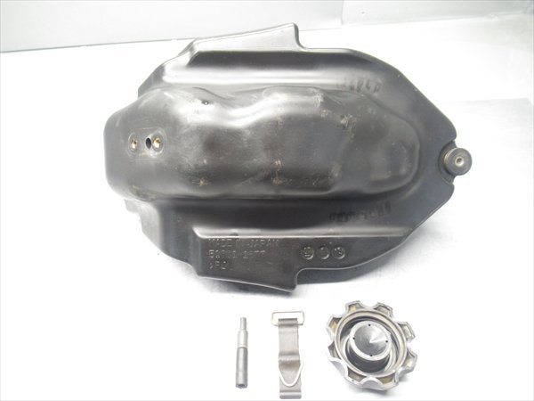 E3R5-1227 カワサキ KX85-Ⅱ ラージ 燃料タンク フューエルタンク 純正品 【KX085B-012*** 2005年式 動画有】_画像5