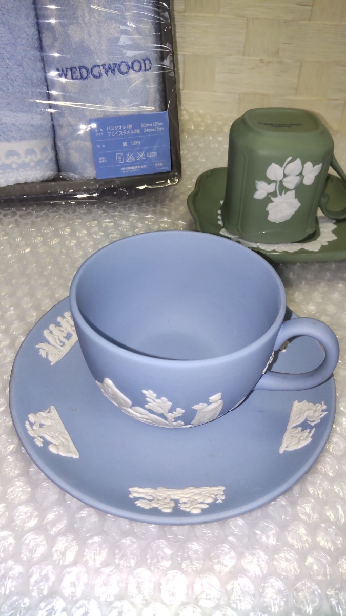 31①「コーヒーカップ3つ　他」WEDGWOODとCammeo Ceramiche_画像3