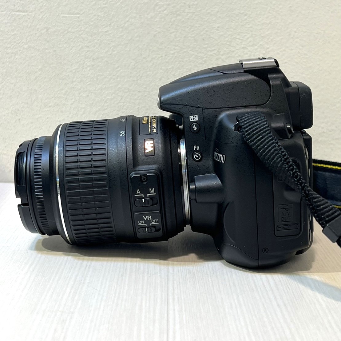 Nikon D5000 ダブルズームキット ニコン TA0602 デジタル一眼 Nikon D5000 ダブルズームキット ニコン TA0602 デジタル一眼