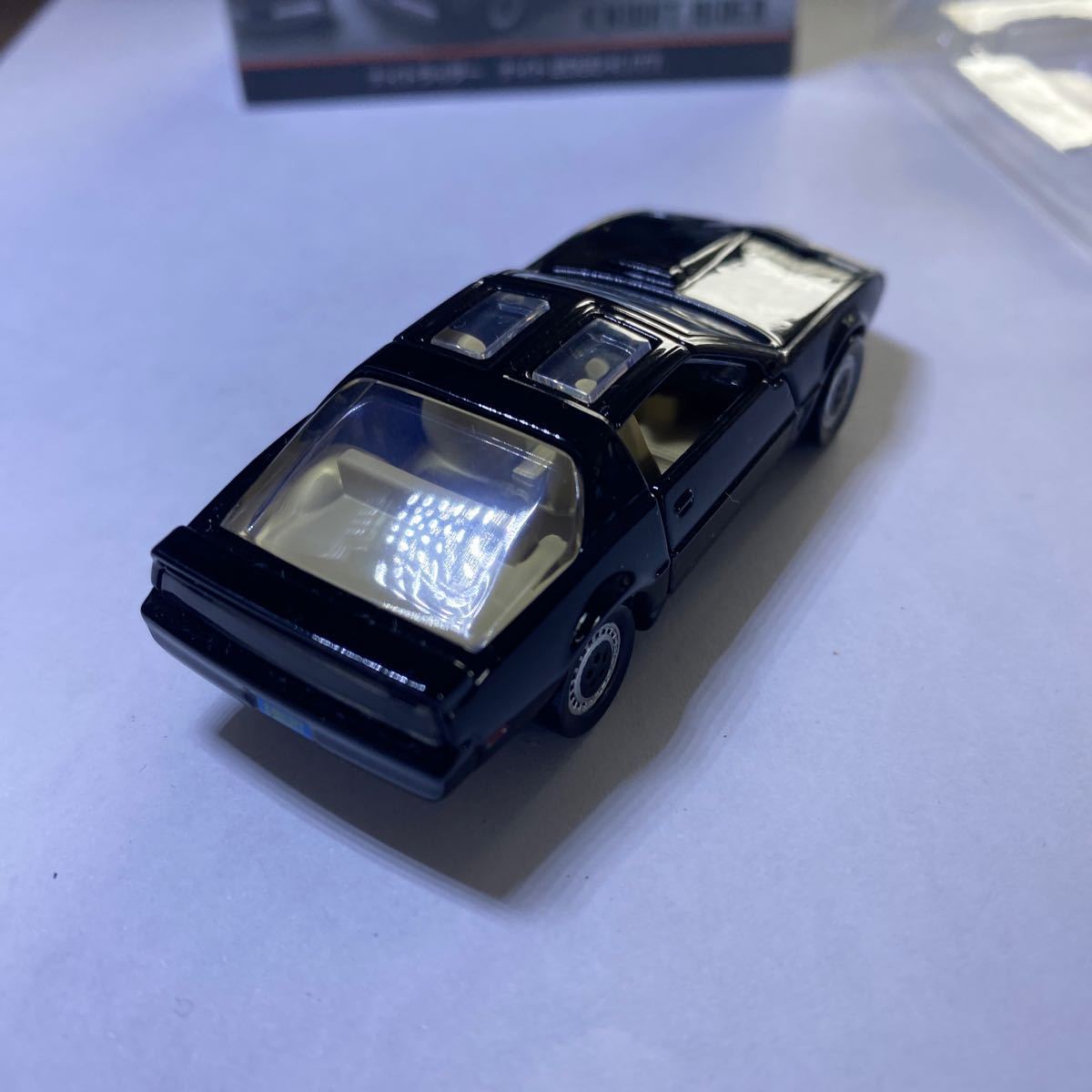 トミカプレミアムアンリミテッド　ナイトライダー ナイト2000 K.I.TT ミニカー　Tomica Premium Unlimited Knight Rider _画像4