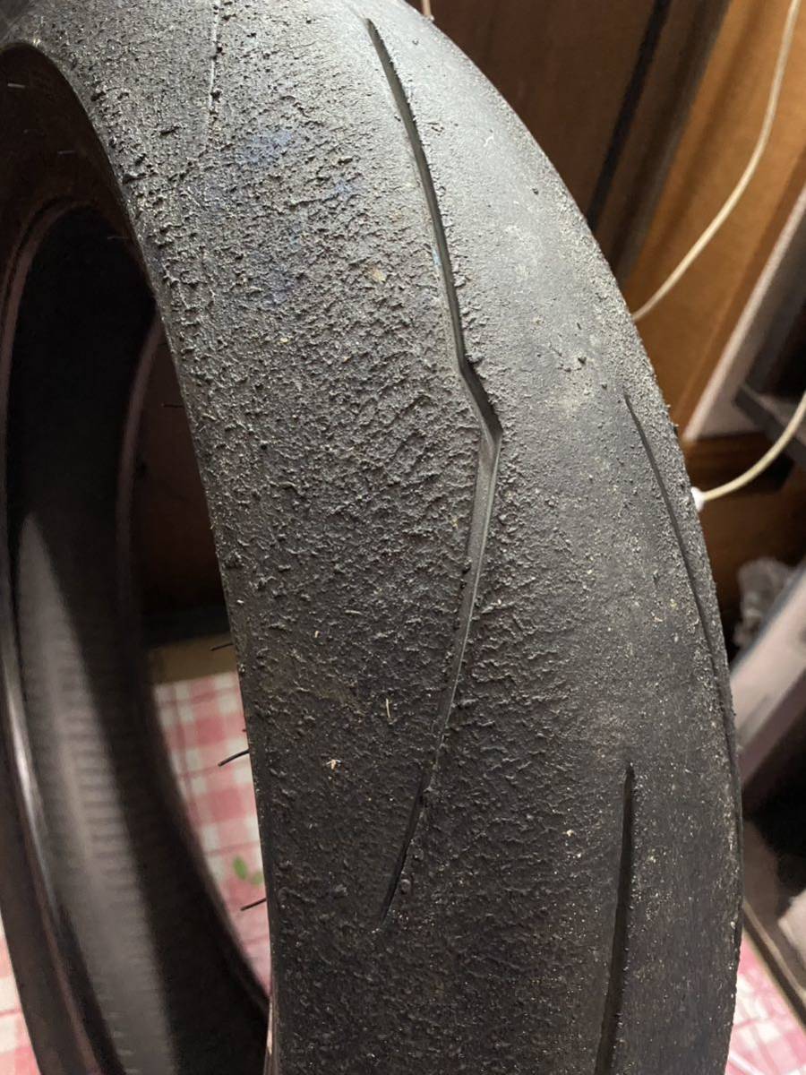 中古MCタイヤ 2022年製造 PIRELLI DIABLO SUPERCORSA V3 SC1 140/70ZR17 ピレリ ディアブロ スーパーコルサ 140 70 17 4222 K4500の画像3