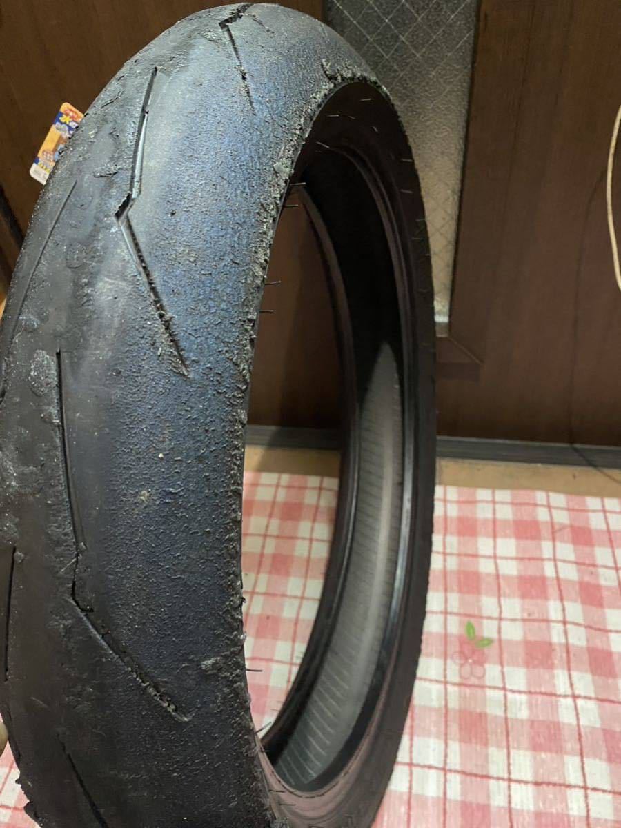 中古MCタイヤ 2022年製造 PIRELLI DIABLO SUPERCORSA V3 SC1 110/70ZR17 ピレリ ディアブロ スーパーコルサ 110 70 17 3422 K4505_画像4