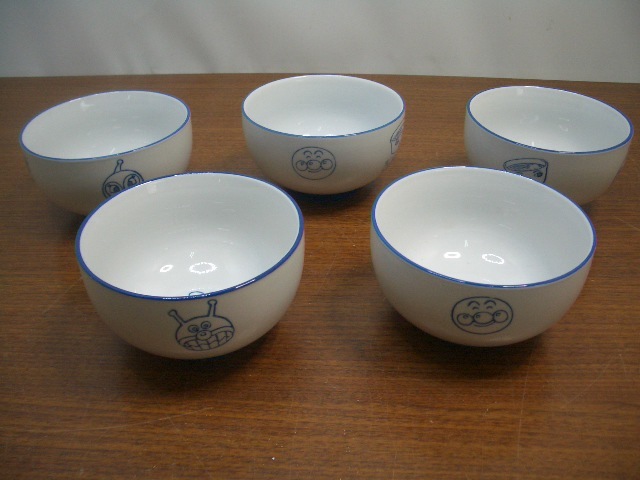 ◆保管品 アンパンマン 茶碗 陶器製 まとめて 5個 の画像1