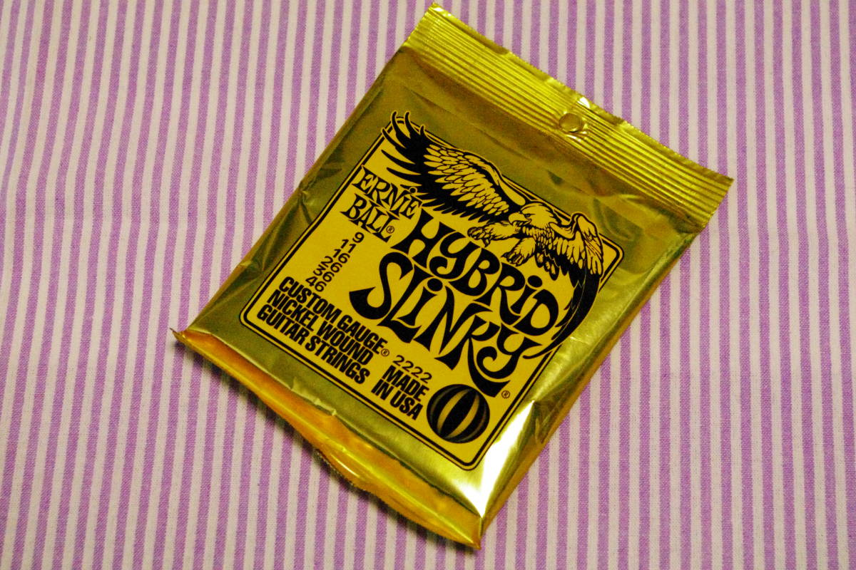 ERNIE BALL 2222/Hybrid Slinky エレキギター弦　■i1_画像1