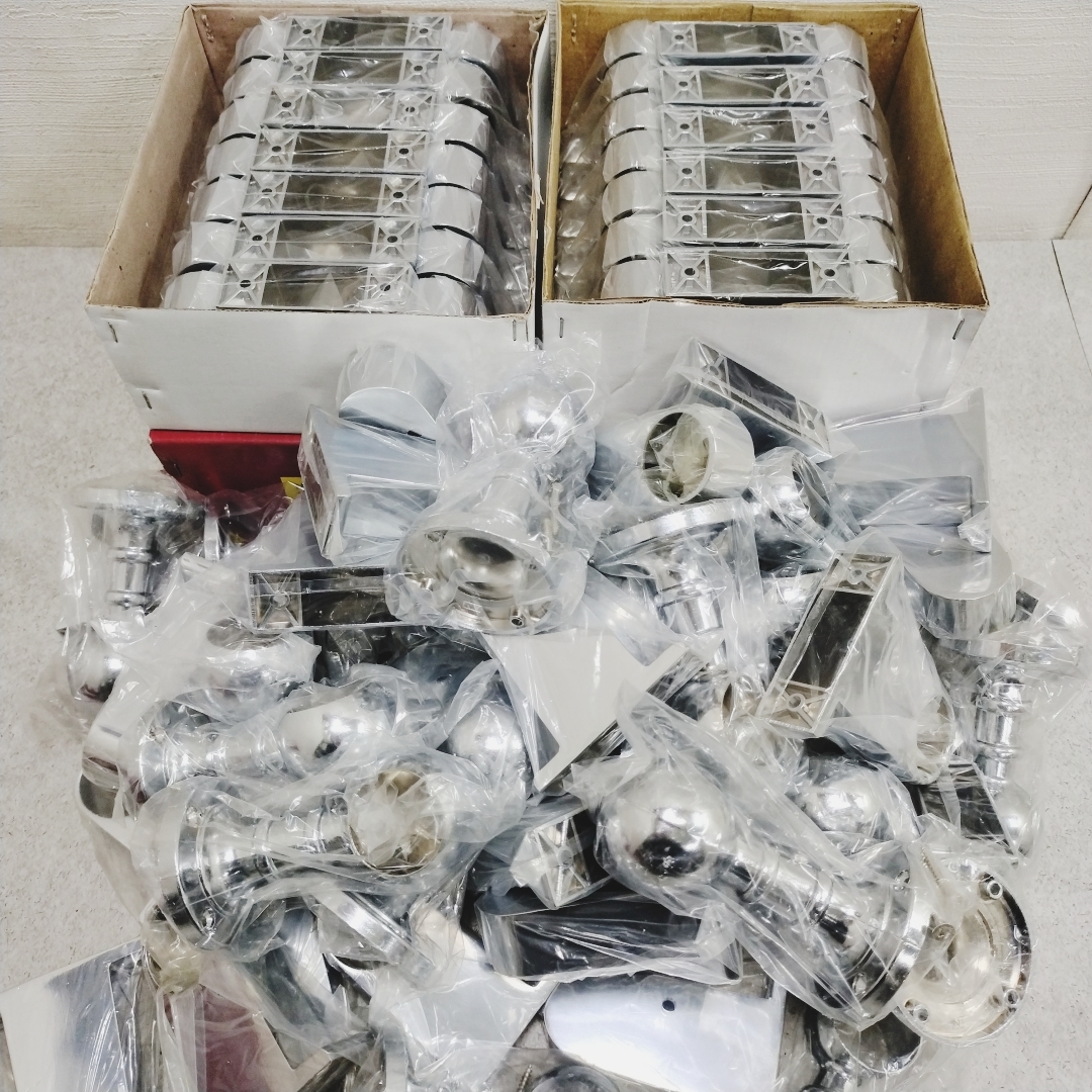 1k625hk 未使用品 15kg 建築 建具 金具 パイプブラケッド 取手 ステンレス 内装用 手すり 32mm 通 止_画像1