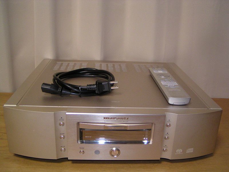 ★製造終了！貴重品！marantz マランツ SACDプレーヤー SA-11S1 リモコン 取説コピー付き　中古品_画像2