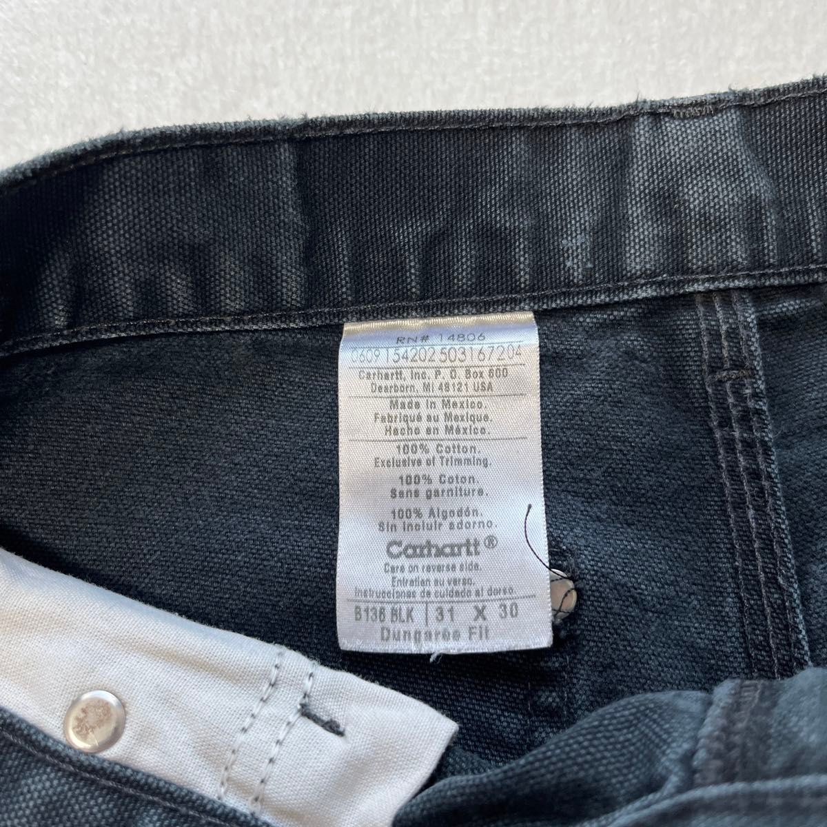USA製】Carhartt カーハート ダブルニー ペンキ飛び ブラック USA製】Carhartt カーハート ダブルニー ペンキ飛び ブラック