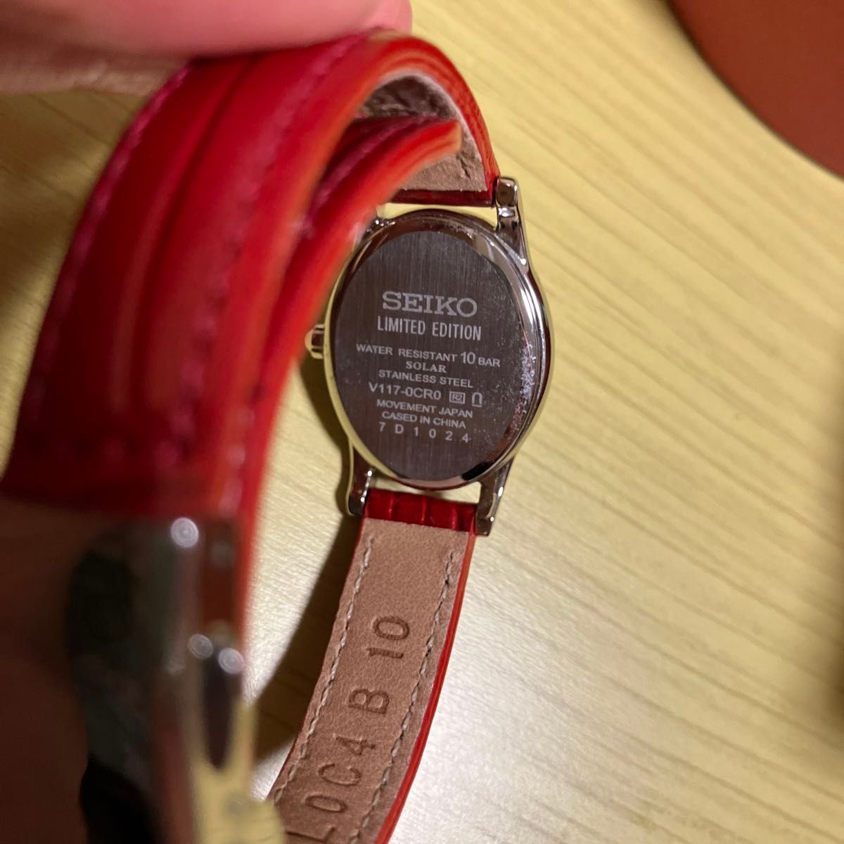 腕時計 レディース　セイコー　SEIKO　箱　赤　レッド