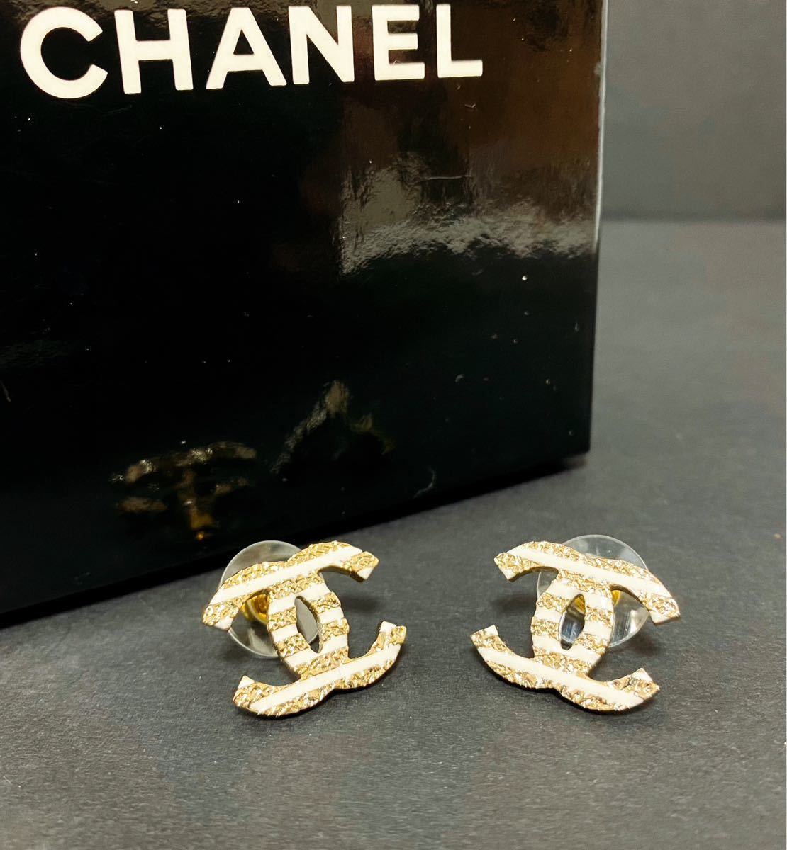 CHANEL シャネル　ヴィンテージ　ピアス　クルーズライン　ボーダー　ストライプ　美品_画像1