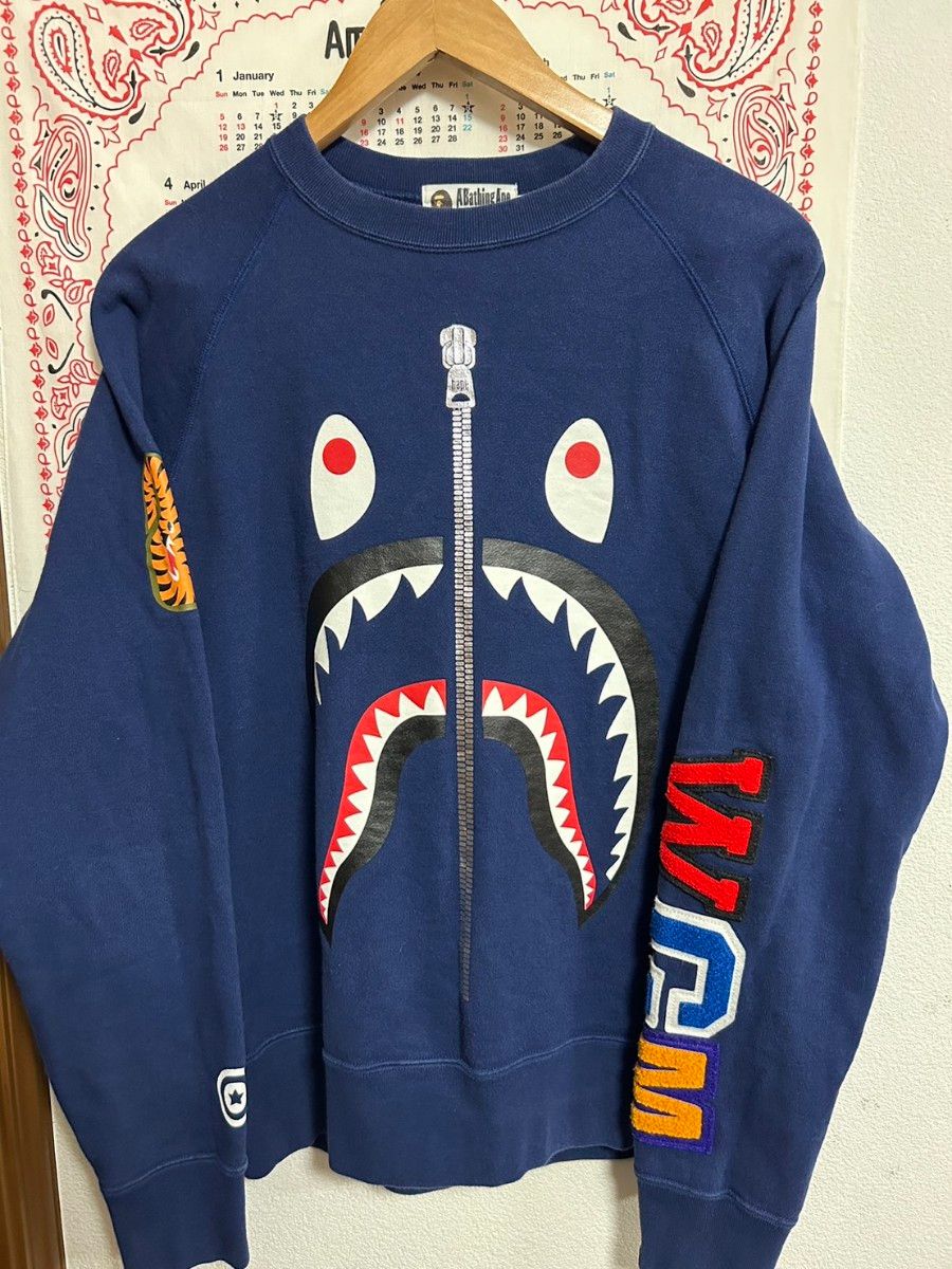 A BATHING APE スウェット シャーク 鮫 ネイビー M サイズ APE A BATHING APE スウェット シャーク 鮫 ネイビー M サイズ APE