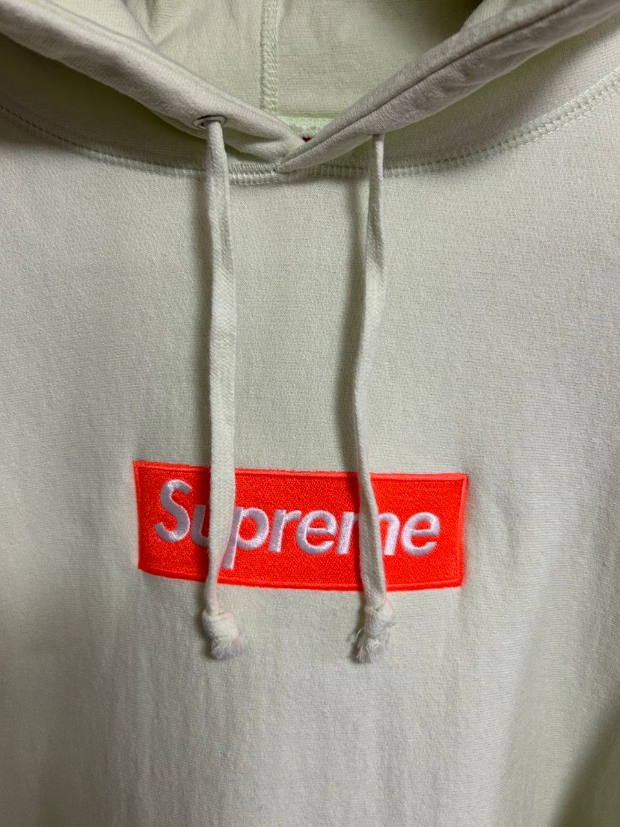 Supreme Box Logo ボックスロゴパーカー ペールライム Hooded Supreme Box Logo ボックスロゴパーカー ペールライム Hooded