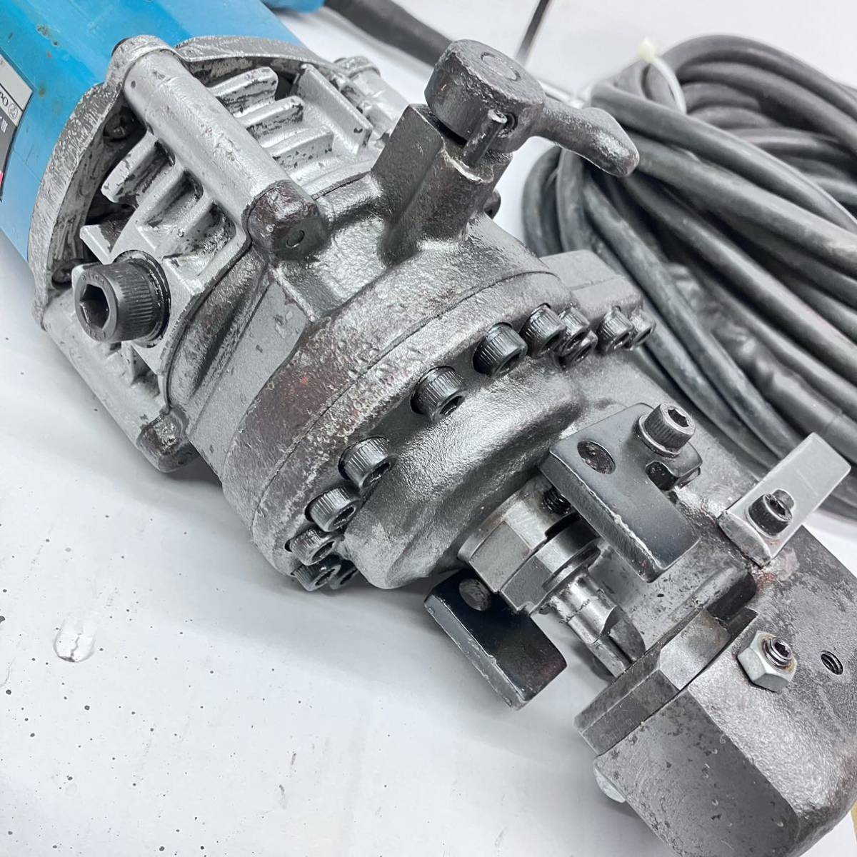 中古品マキタ電動パンチャーPP150 動作確認済makita|跨買TOKUKAI 中古品マキタ電動パンチャーPP150 動作確認済makita|跨買TOKUKAI