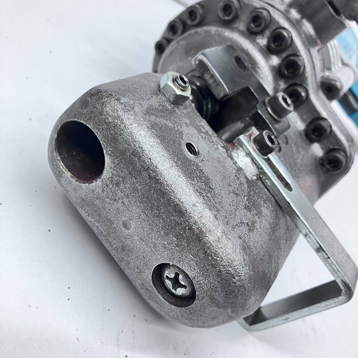 中古品マキタ電動パンチャーPP150 動作確認済makita|跨買TOKUKAI 中古品マキタ電動パンチャーPP150 動作確認済makita|跨買TOKUKAI