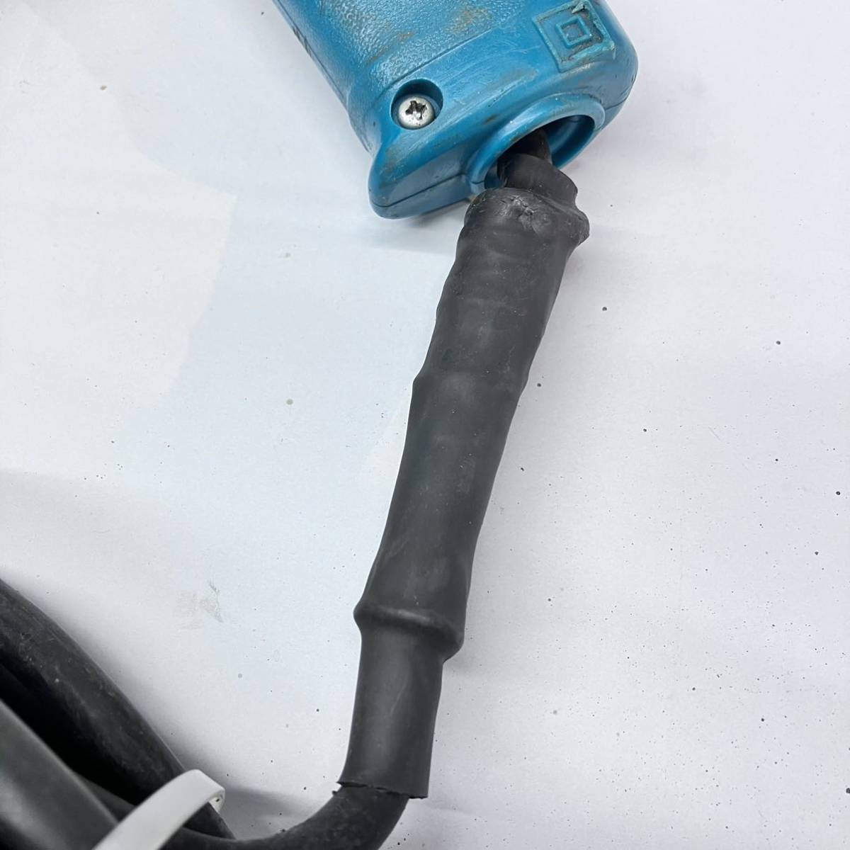 中古品 マキタ 電動パンチャー PP150 動作確認済 makita_画像8