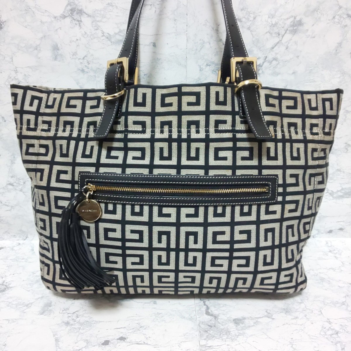 極美品/希少】GIVENCHY ジバンシー ヴィンテージ 4Gロゴ トート 極美品/希少】GIVENCHY ジバンシー ヴィンテージ 4Gロゴ トート