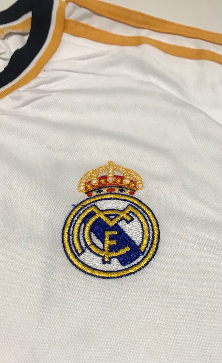 サッカーReal Madridホーム代表ユニフォーム#5 BELLINGHAM M サイズ