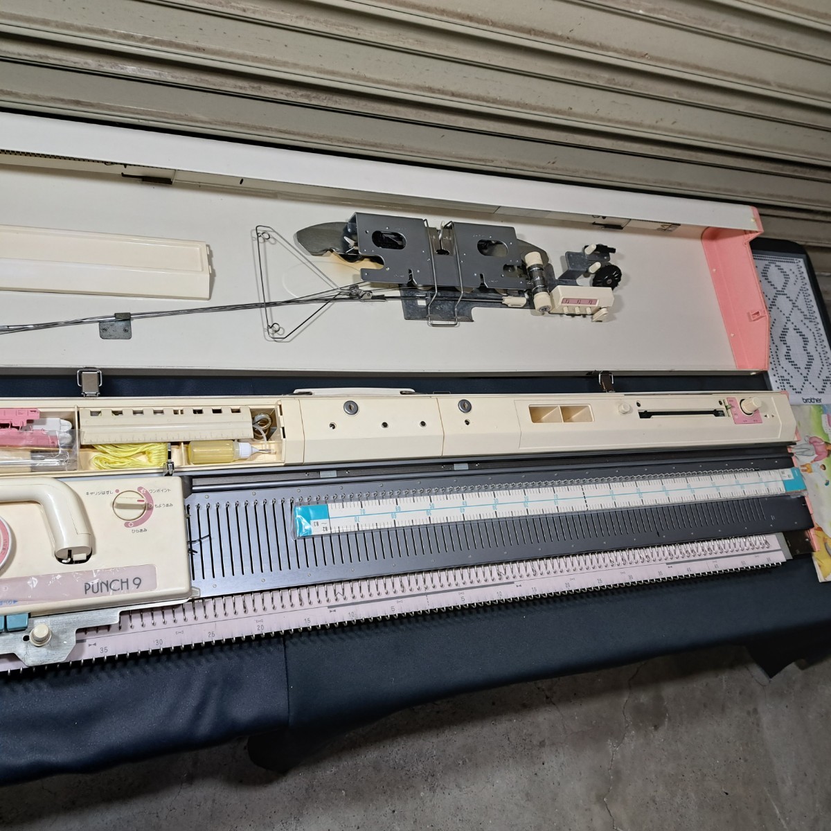  knitter, compilation machine, Brother knitter, Brother compilation machine 9.( futoshi machine ) punch na in (9)KH-260! service completed, selection needle excellent, accessory relation lack of less!