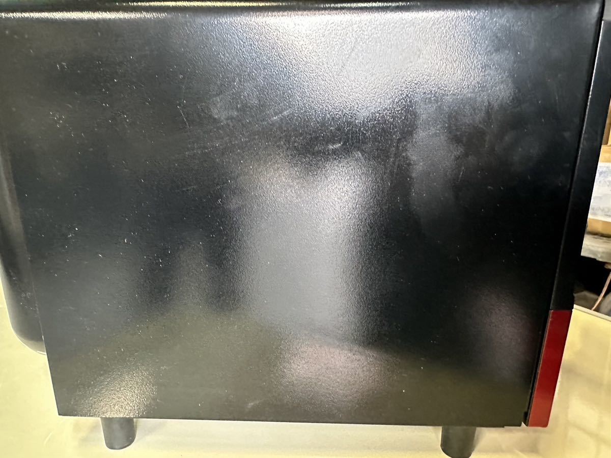 日立 コンベクション オーブントースター 1,300W 4枚焼き 遠赤ヒーター ノンフライ調理 HMO-F100 R レッド2018年製　通電確認済_画像4