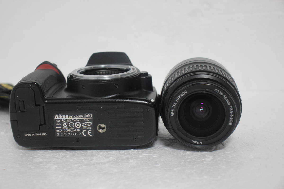 ☆【１円出品】☆NIKON ニコン D40 + AF-S 18-55mm F3.5-5.6 G II バッテリー＆充電器＆SDカード4GB_画像3