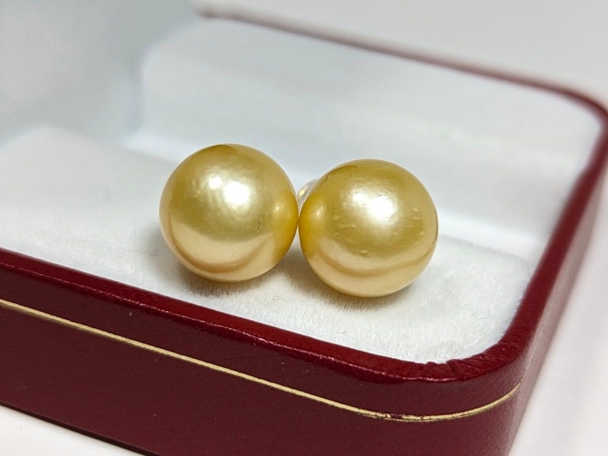 AB277 K18 large grain 12.3mm Golden pearl south . White Butterfly pearl earrings less toning 