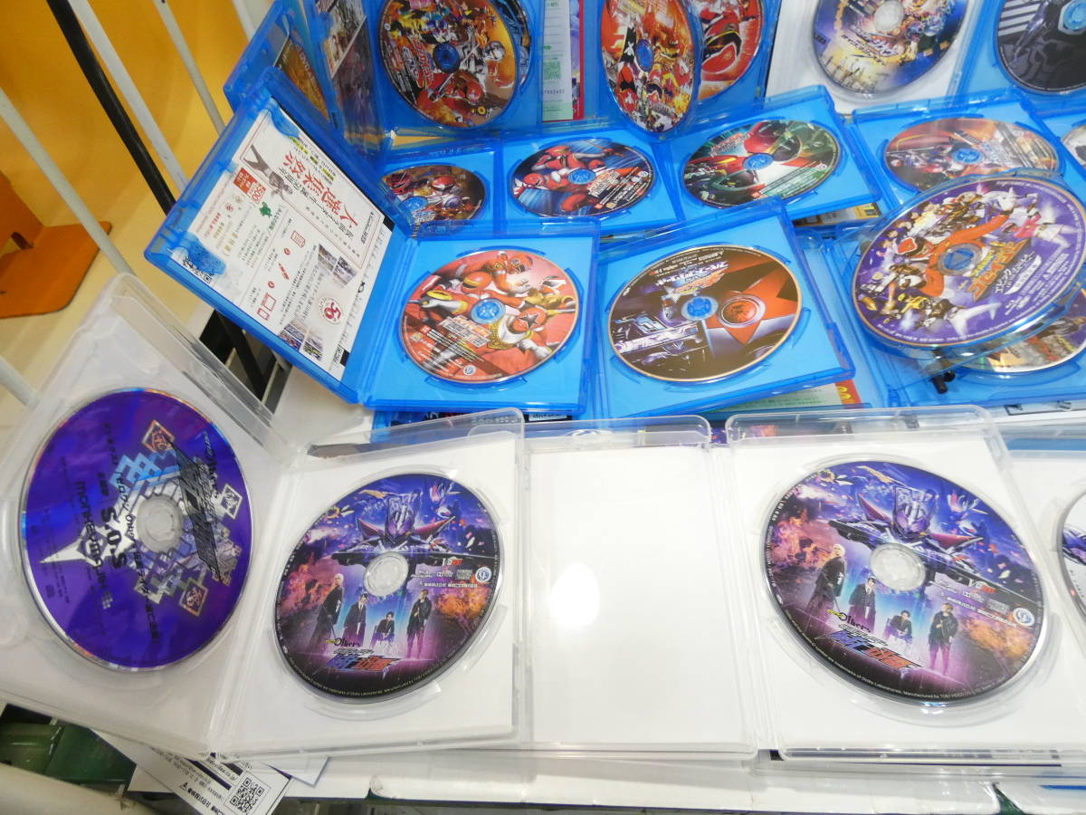 【ジャンク扱い】　特撮関連まとめて①　スーパー戦隊ヒーローシリーズ　仮面ライダーシリーズ　Blu-ray　DVDまとめて53点　A　S581　 _画像4