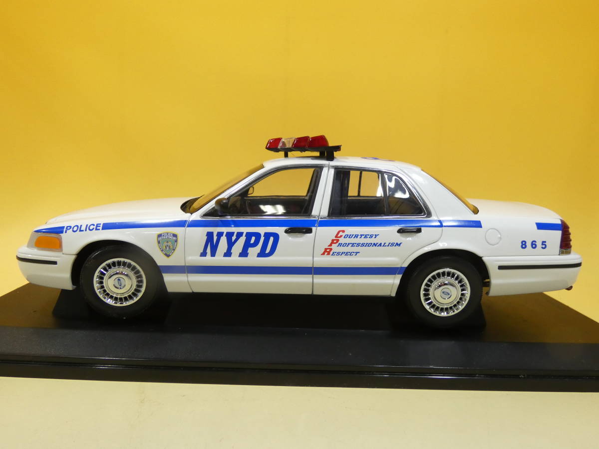 ミニカー】オートアート 1/18 FORD CROWN VICTORIA POLICE NYPD ミニカー】オートアート 1/18 FORD CROWN VICTORIA POLICE NYPD