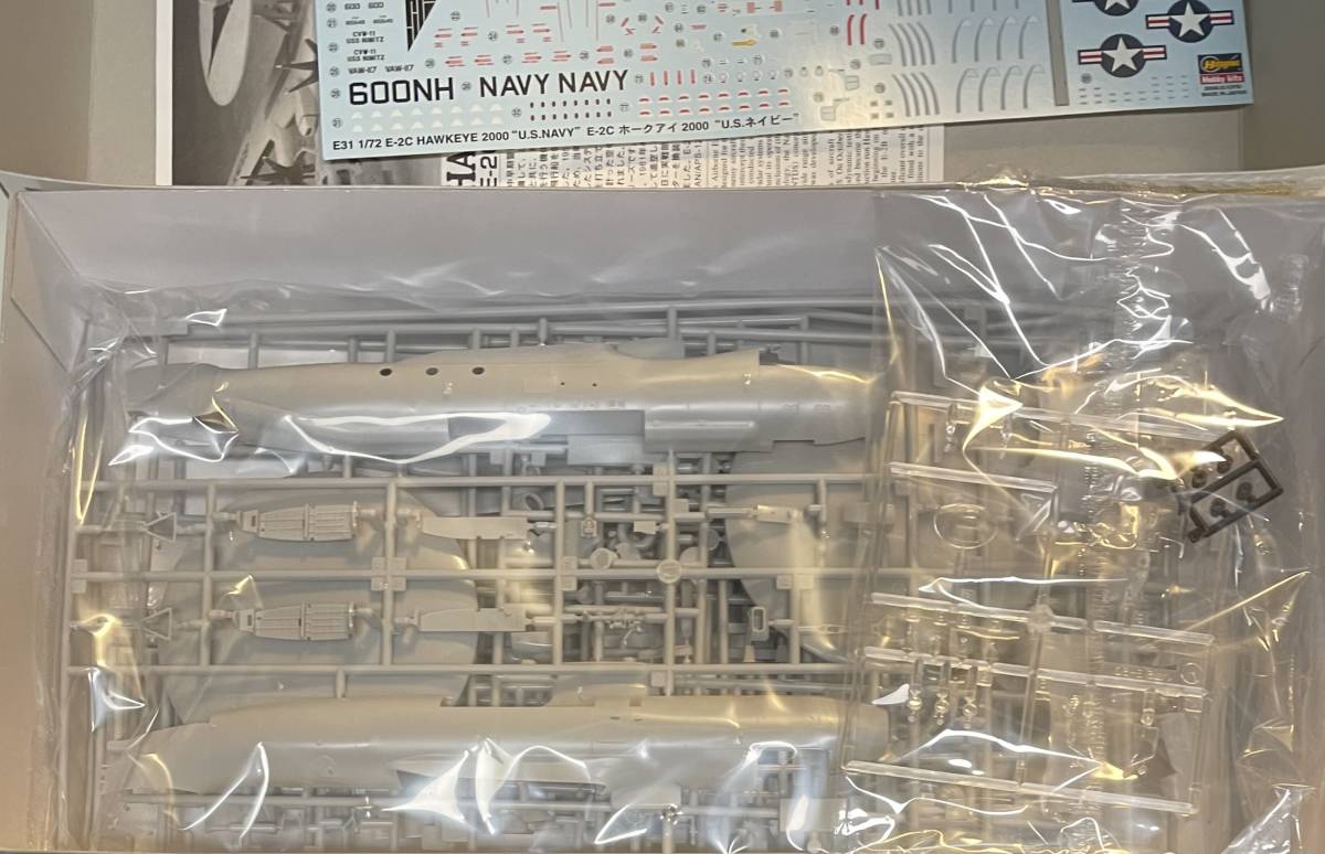 送料510円〜 希少 未使用品 ハセガワ 1/72 E-2C ホークアイ 2000 U.S. ネイビー プラモデル_画像4