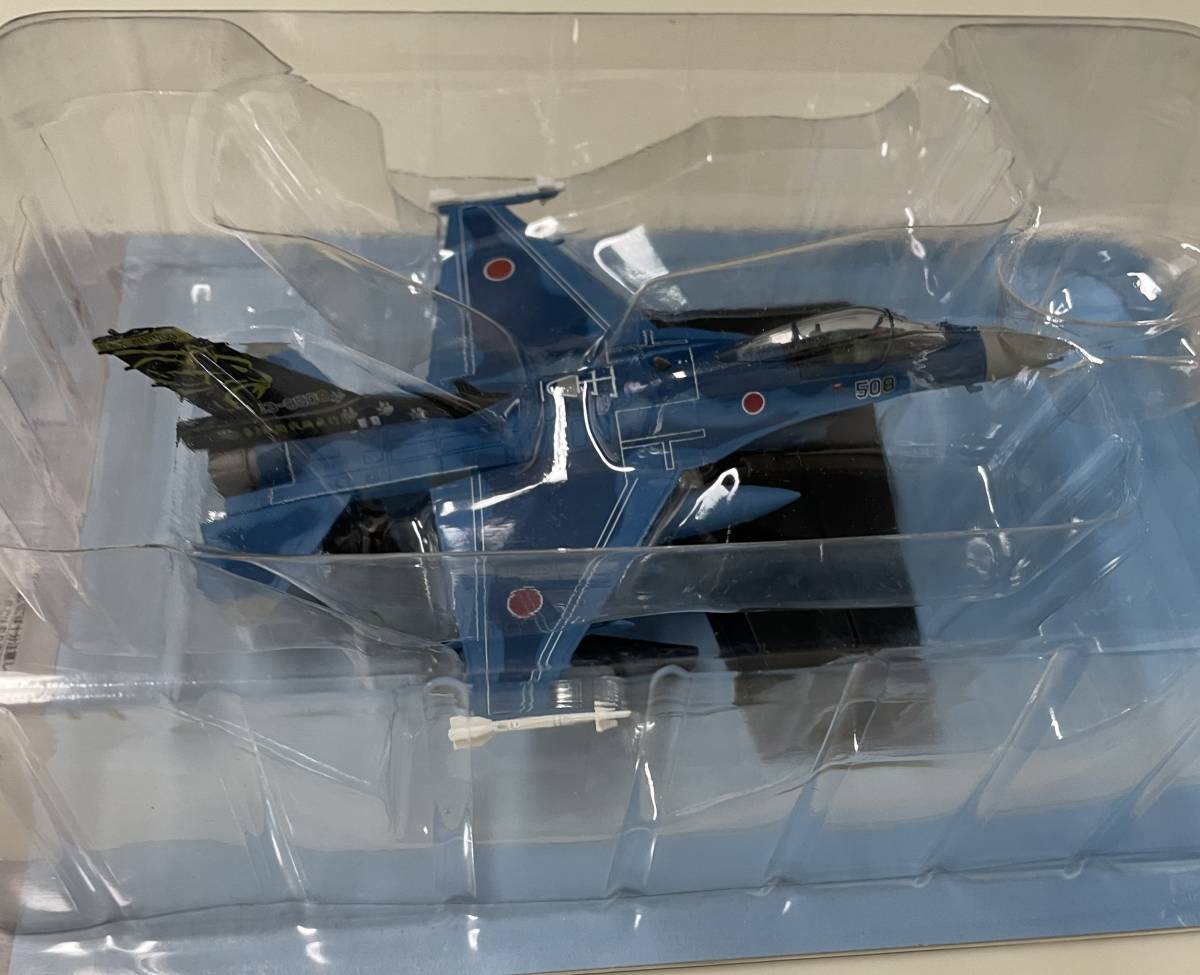 送料350円〜 モデルのみ【未使用品】エアファイター コレクション 72号 1/100 航空自衛隊 F-2A 第8飛行隊 2018年記念塗装機_画像2