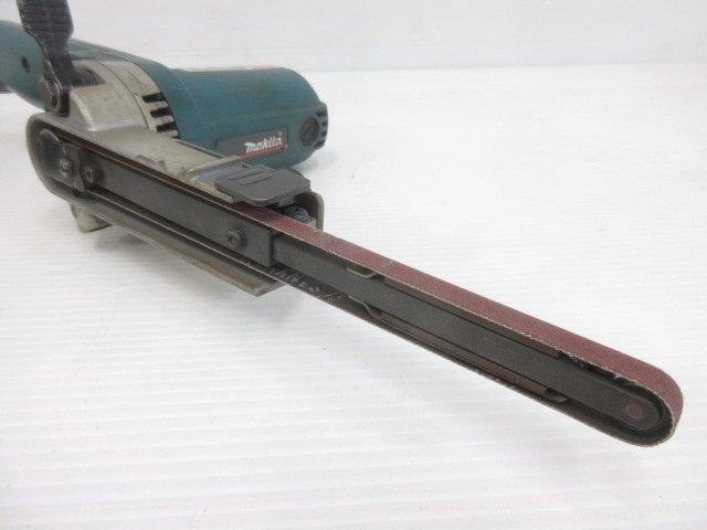 F704■マキタ / ベルトサンダー 9x533mm / 9032 / makita 研磨機_画像2