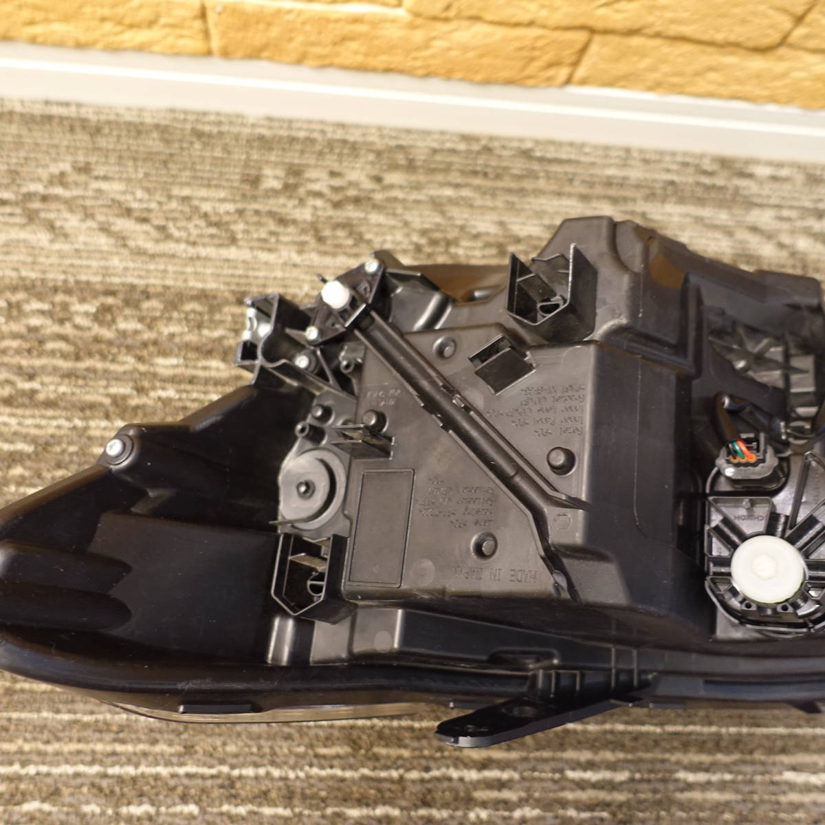 スバル WRX S4 VAG 後期純正ヘッドライト 美中古の画像5