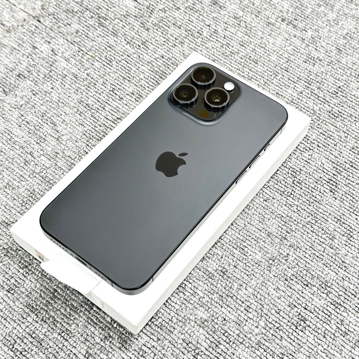 未使用 」Iphone 15 Promax 256GB アメリカ版 Black Titanium 未使用 」Iphone 15 Promax 256GB アメリカ版 Black Titanium
