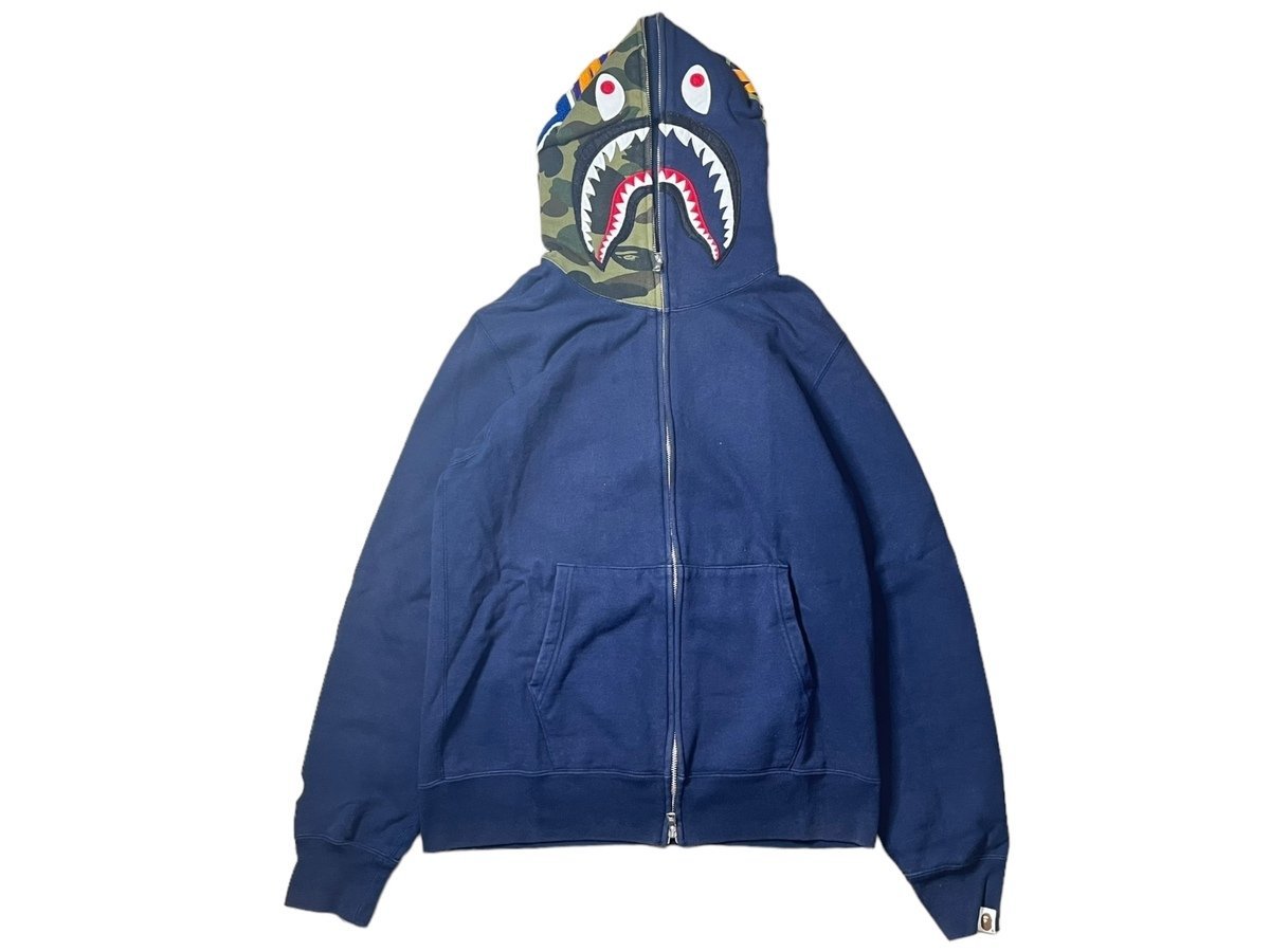 A BATHING APE アベイシングエイプ BAPE LAND 1周年 シャークパーカー 綿100％ Lサイズ 青 ブルー ブランド トップス ファッション_画像1