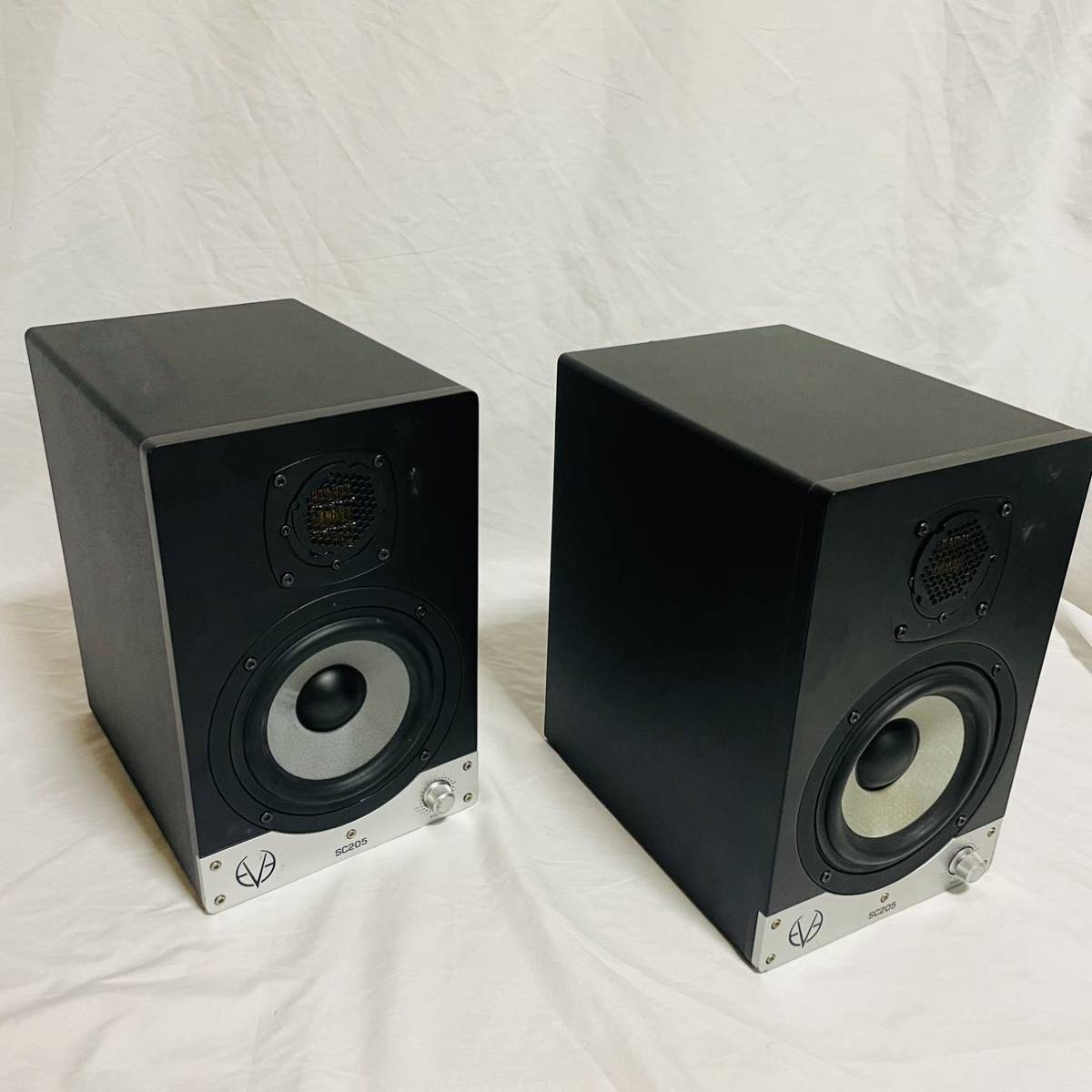 EVE AUDIO SC205 スピーカーペア ジャンク|Yahoo!フリマ(旧 EVE AUDIO SC205 スピーカーペア ジャンク|Yahoo!フリマ(旧
