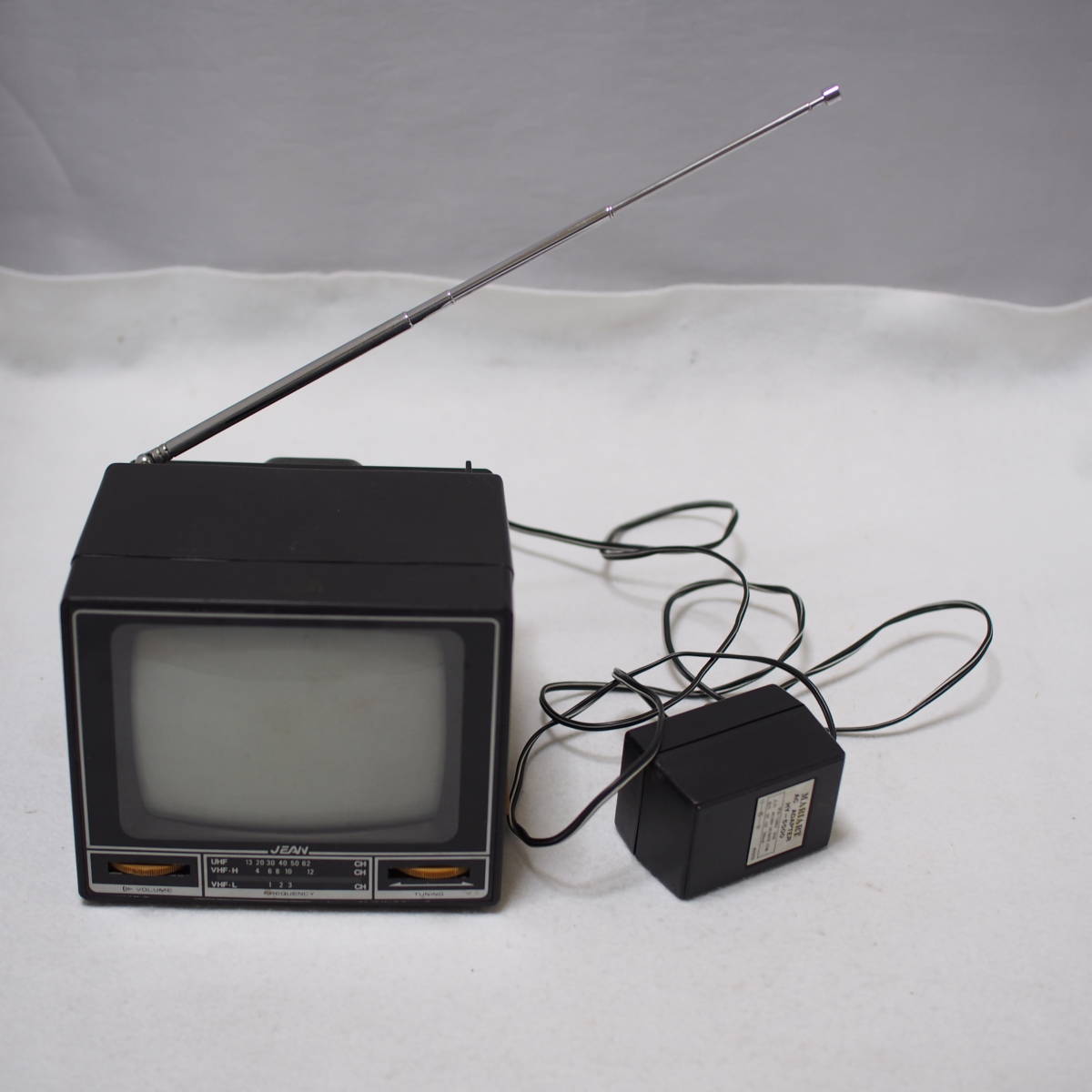 JEAN ブラウン管テレビ MTV-100J レトロ 5.5型 小型テレビ カー JEAN ブラウン管テレビ MTV-100J レトロ 5.5型 小型テレビ カー