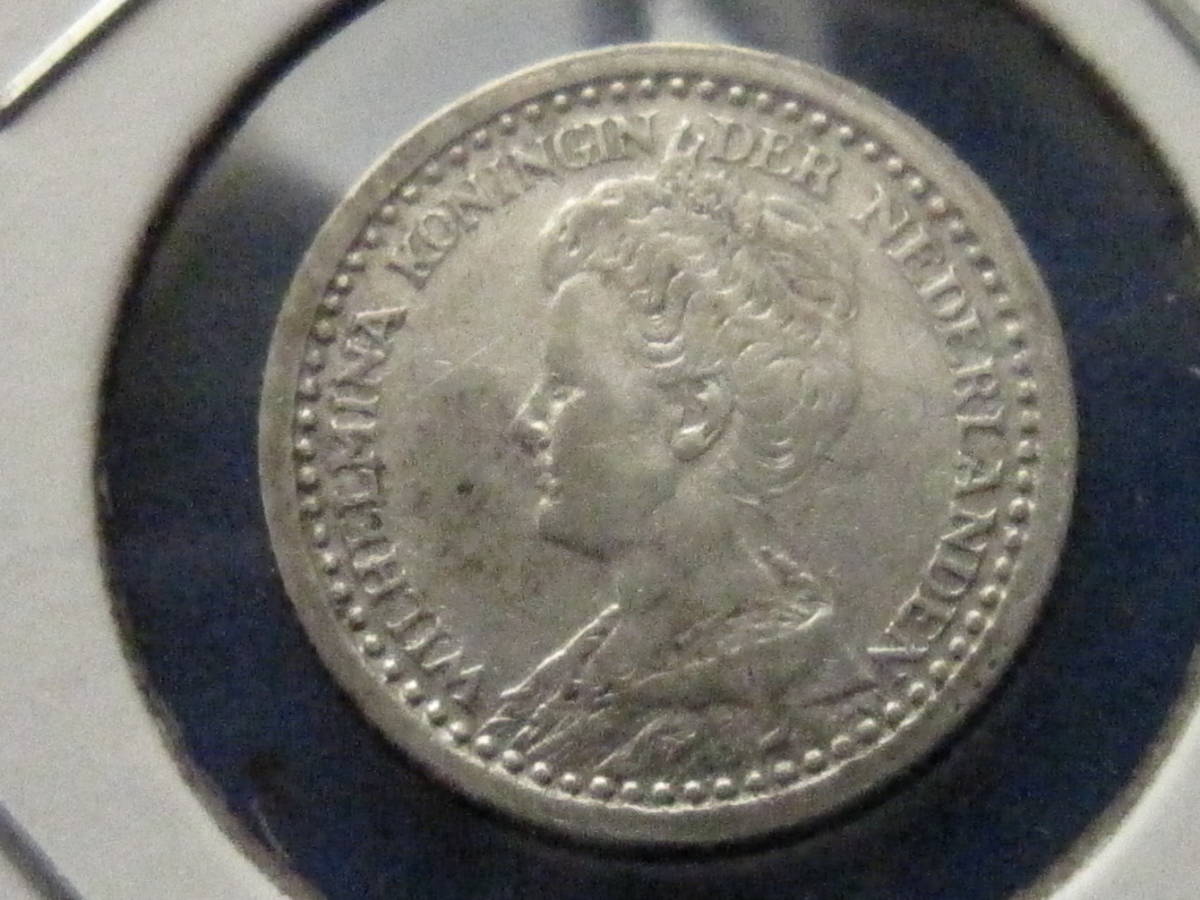 ☆送料無料【オランダ銀貨：1921年10セント、ウィルへミナ、カタログ値（1.4ｇ、silver640）】銀貨　J009☆_画像2