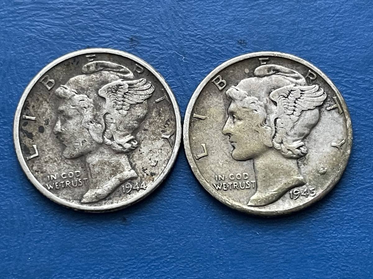 ☆外国銀貨【アメリカ1ＤＩＭＥ（10セント）銀貨2枚：1944/1945年、マーキュリー、カタログ値（2.5ｇ、silver900）】銀貨　J133☆_画像1
