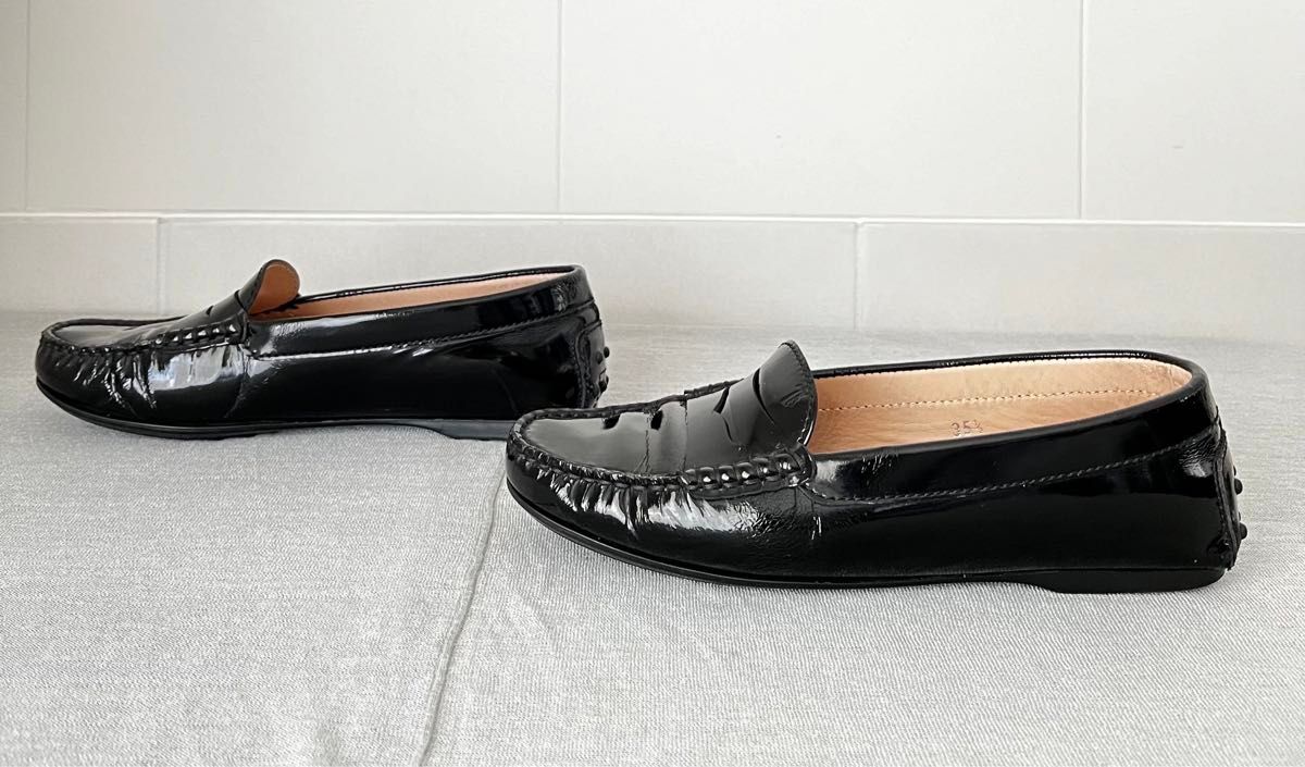 TOD'S(トッズ)ローファー ドライビングシューズ フラット TOD'S(トッズ)ローファー ドライビングシューズ フラット