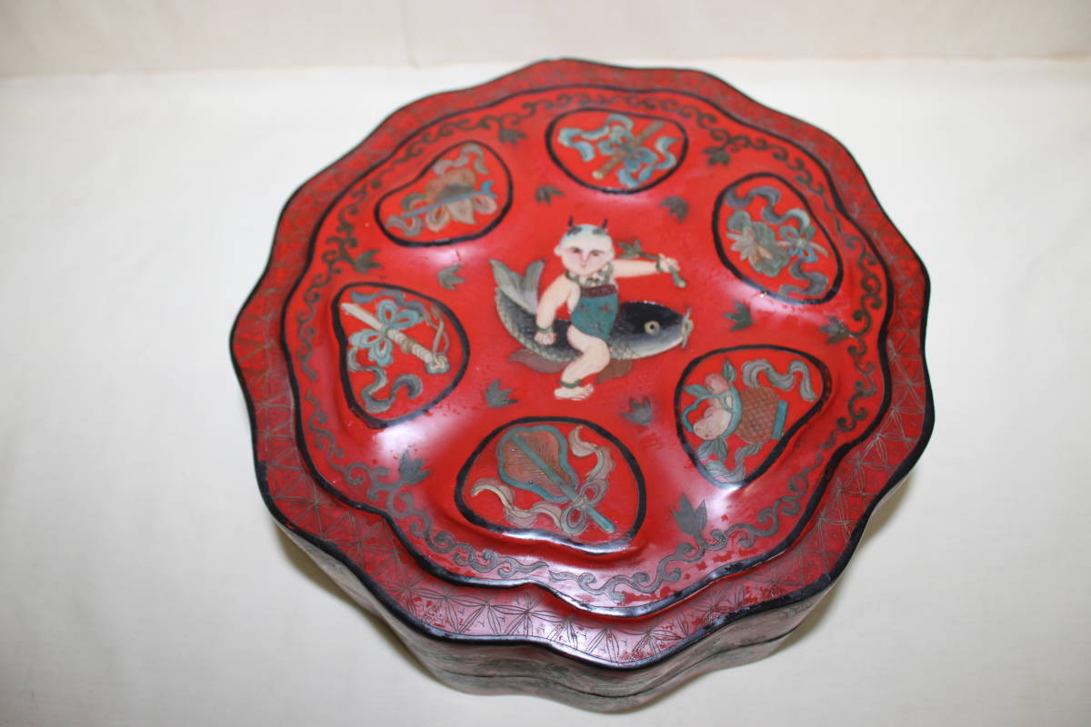 ●中国古玩 唐子童子 菓子器 喰籠 / 中国漆器 唐物 存星 喰籠 菓子器 蓋物 時代物
