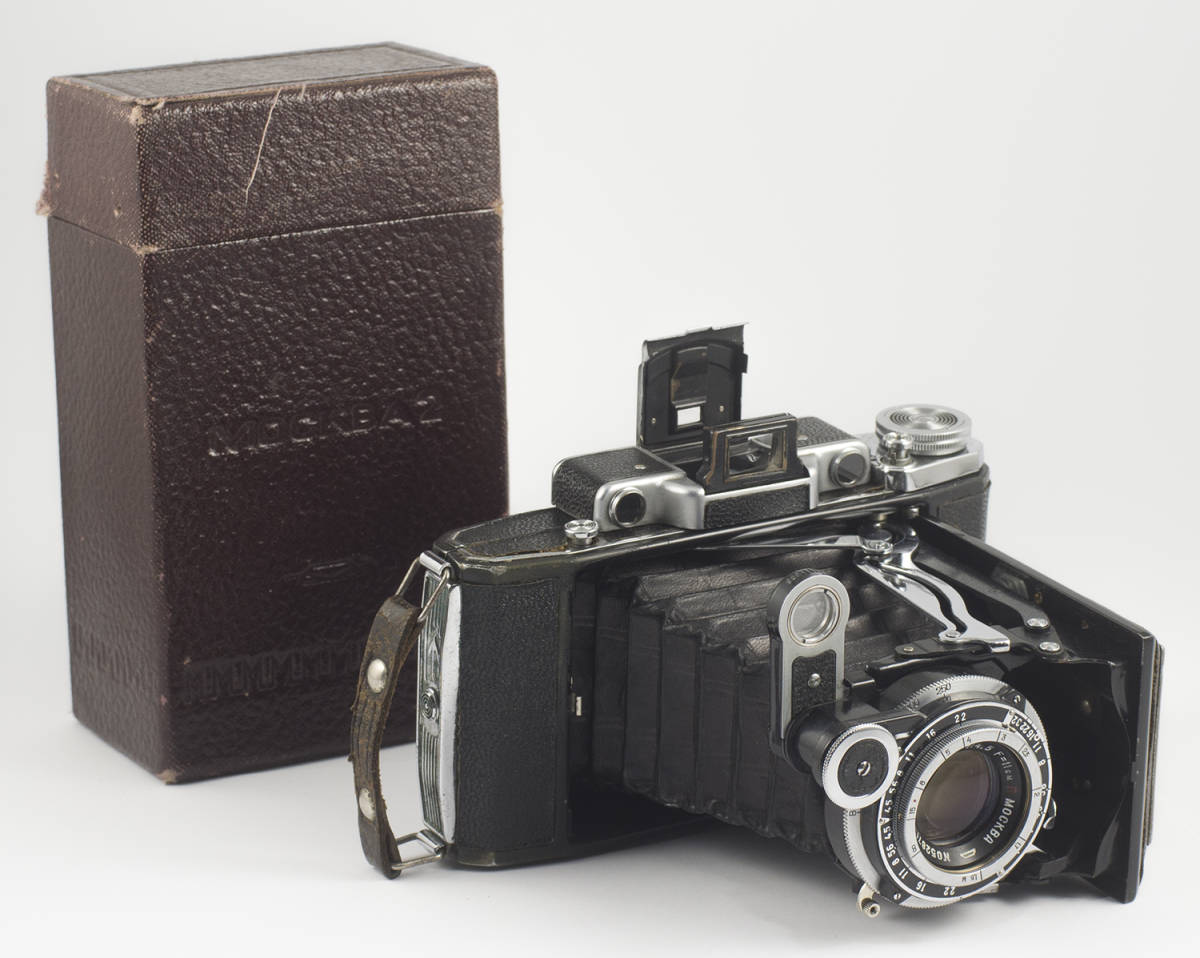 MOSKVA 2 MOSCOW モスクワ Industar 23 F/4.5 110mm 6x9 ソ連製中判折りたたみカメラ 1951 ★ 極上！_画像1