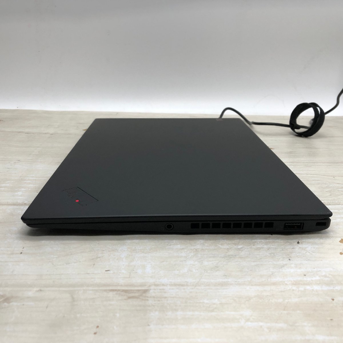 【難あり】 Lenovo ThinkPad X1 Carbon 20KG-A00SJP Core i5 8250U 1.60GHz/8GB/256GB(NVMe) 〔A0626〕_画像6