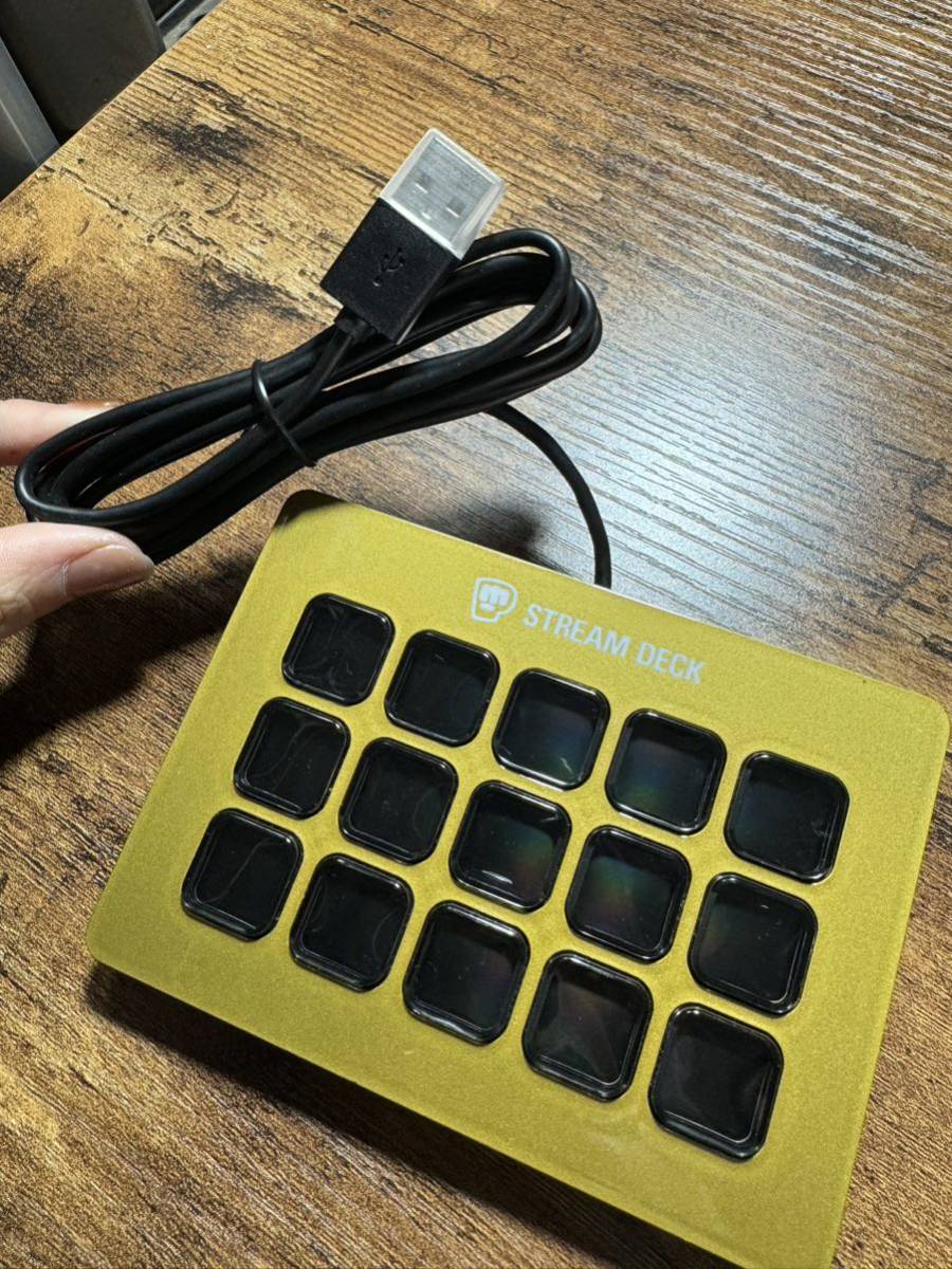 激レアゴールドカラー Stream Deck 20GAA9901 キー パソコン ゲーム 周辺 _画像5