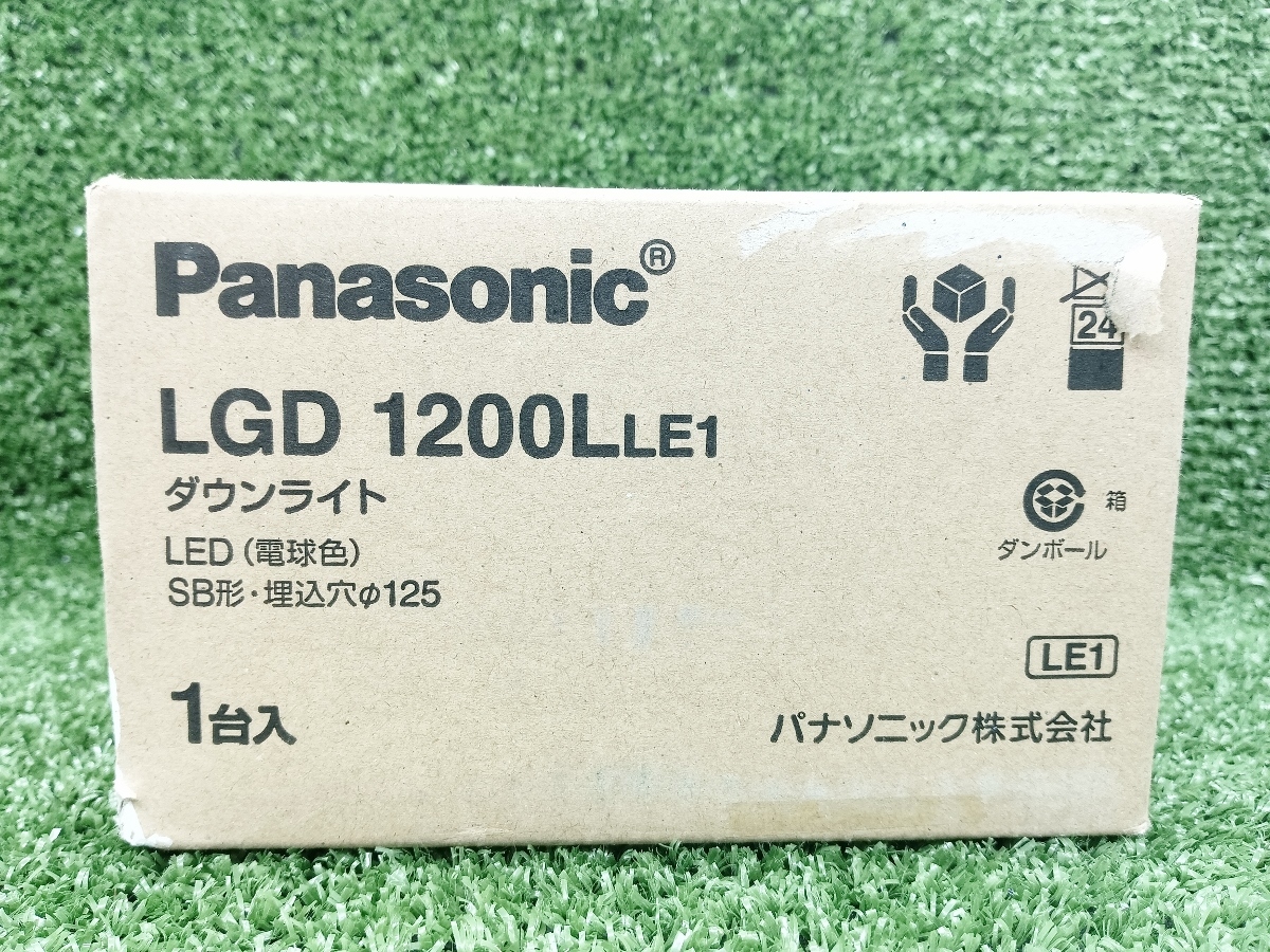 未使用 Panasonic パナソニック LEDダウンライト 電球色 埋込穴Φ125 LGD1200LLE1_画像1