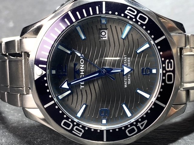 新品 TECHNOS テクノス 腕時計 正規品 アナログ腕時計 クオーツ カレンダー 10気圧防水 ステンレス シンプル シルバー メンズ プレゼント_画像6